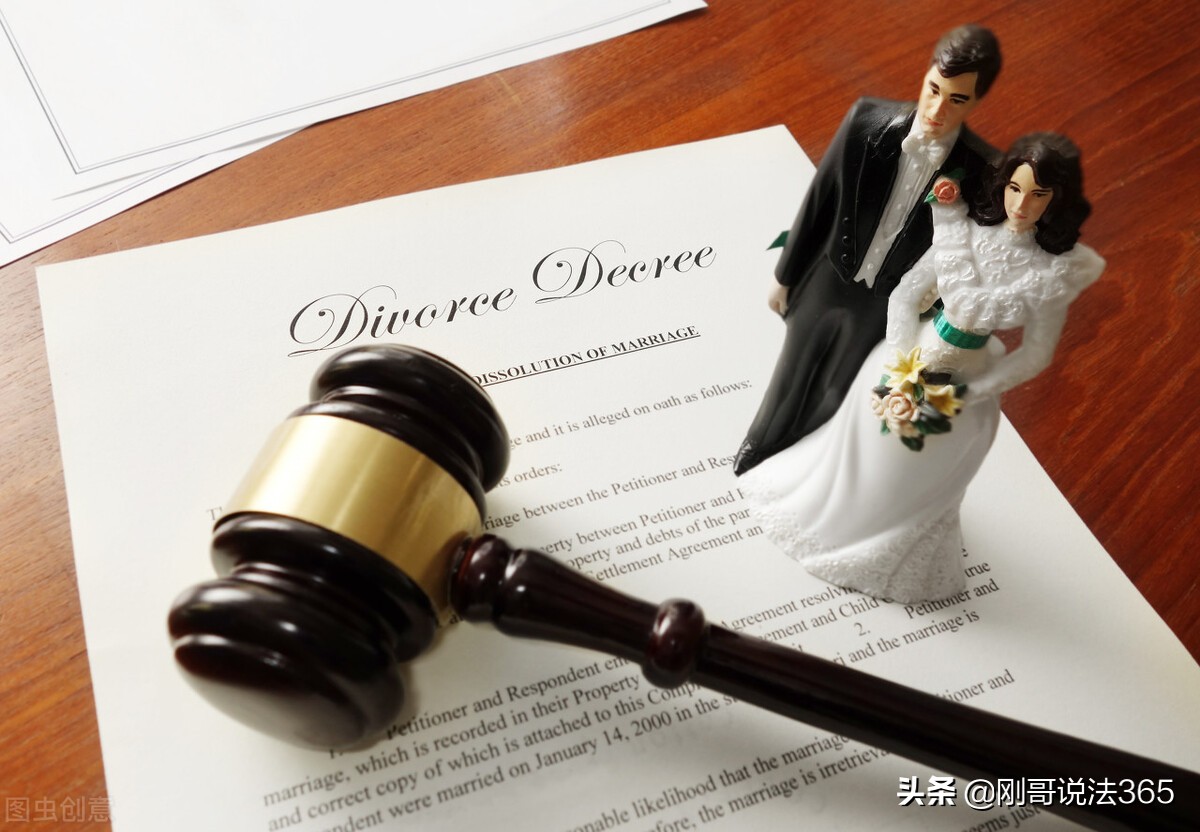 出轨婚后离婚怎么判_婚后出轨离婚_出轨离的婚以后还能复合吗